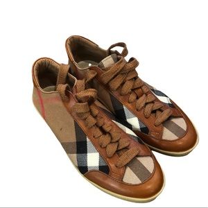 Burberry Sneakers